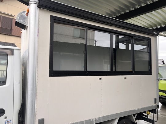 キッチンカー用シェル